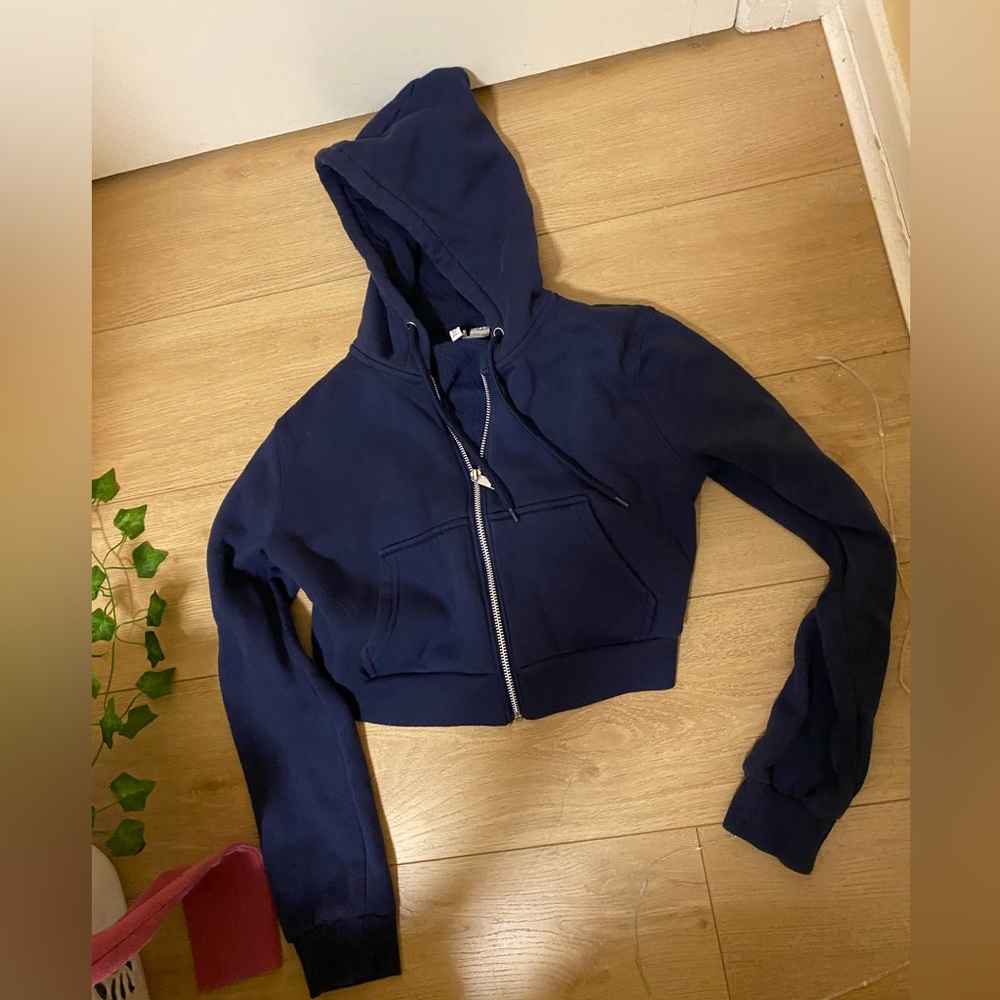 H&M navy cropped zip up